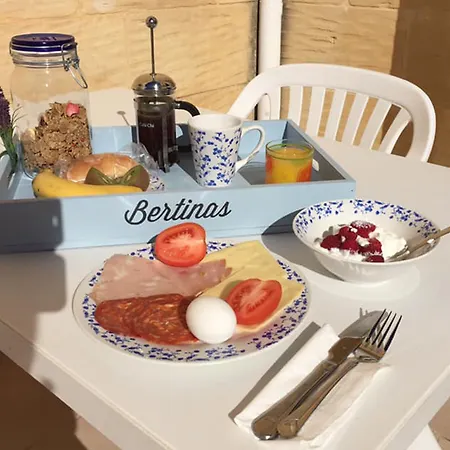 Bertinas Boutique Living Couette-café 3*