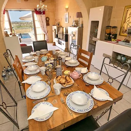 Bertinas Boutique Living Couette-café 3*