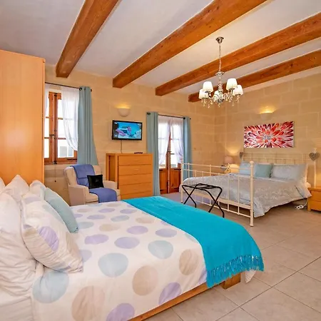 Bertinas Boutique Living 3* San Lawrenz